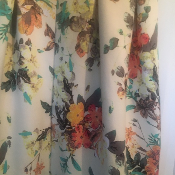 [🔆3 FOR $30🔆] Candie's Floral Print Dress XL - Picture 3 of 4